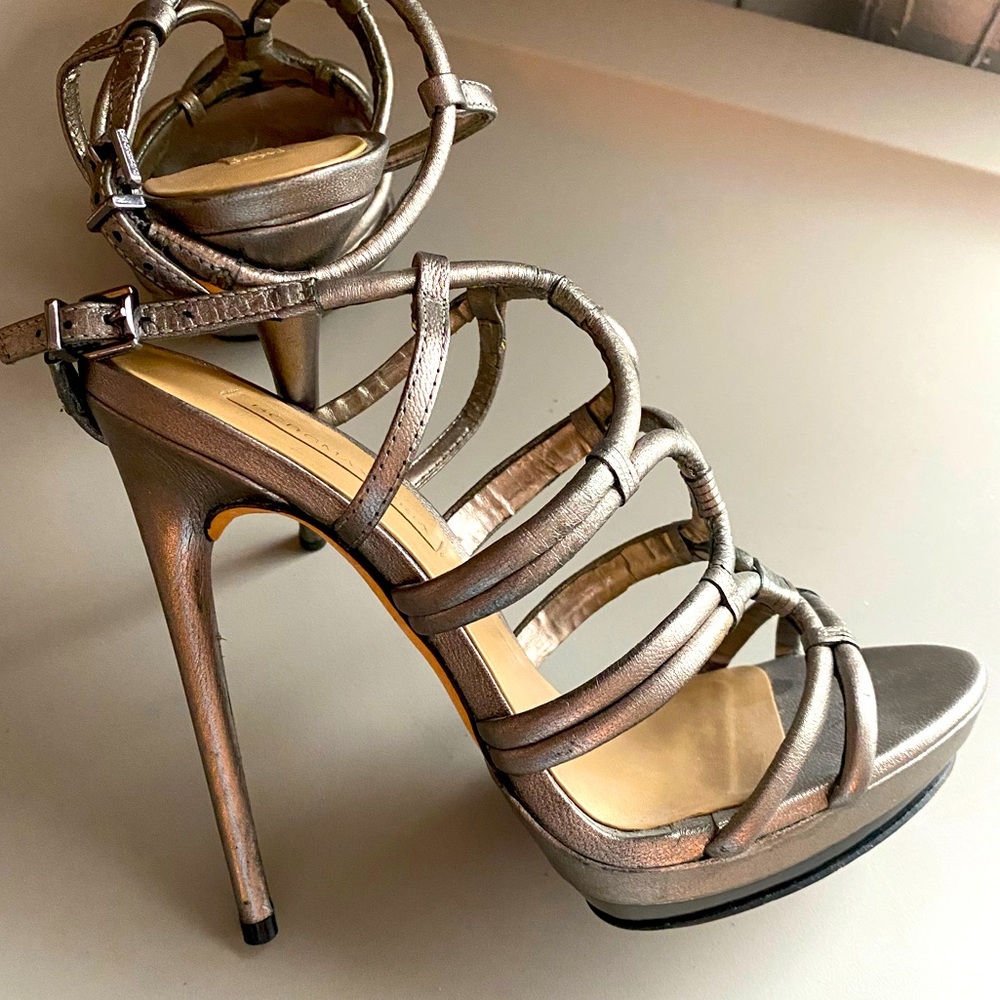 BCBG Max Azria size 39, metallic/silver high heels